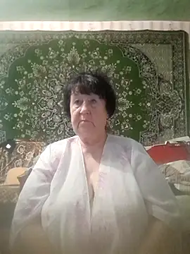 Snapshot of CrystalLime6411 chatting on September 12, 2:28 pm CrystalLime6411 online show from September 12, 2:28 pm