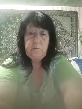 Snapshot of CrystalLime6411 chatting on September 16, 6:14 am CrystalLime6411 online show from September 16, 6:14 am