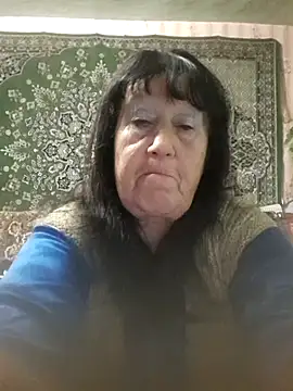 Snapshot of CrystalLime6411 chatting on September 18, 6:10 pm CrystalLime6411 online show from September 18, 6:10 pm