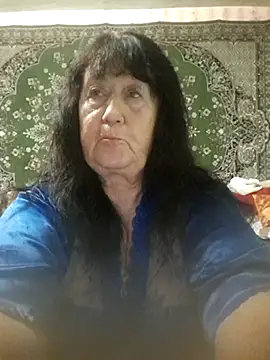 Snapshot of CrystalLime6411 chatting on September 27, 5:40 pm CrystalLime6411 online show from September 27, 5:40 pm