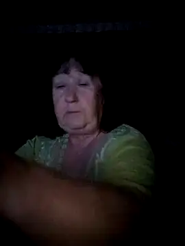 Snapshot of CrystalLime6411 chatting on September 30, 9:31 pm CrystalLime6411 online show from September 30, 9:31 pm