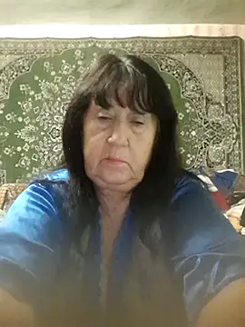 Snapshot of CrystalLime6411 chatting on October 9, 10:52 pm CrystalLime6411 online show from October 9, 10:52 pm