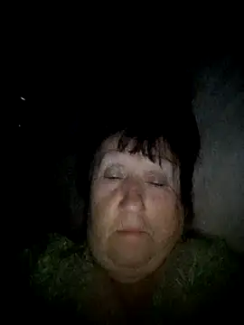 Snapshot of CrystalLime6411 chatting on October 11, 2:11 am CrystalLime6411 online show from October 11, 2:11 am