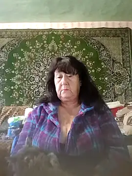 Snapshot of CrystalLime6411 chatting on October 15, 11:54 am CrystalLime6411 online show from October 15, 11:54 am