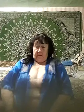 Snapshot of CrystalLime6411 chatting on October 26, 2:45 pm CrystalLime6411 online show from October 26, 2:45 pm