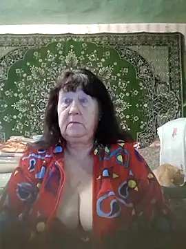 Snapshot of CrystalLime6411 chatting on November 15, 1:40 pm CrystalLime6411 online show from November 15, 1:40 pm