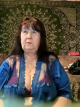 CrystalLime6411 online show from April 3, 2:48 pm