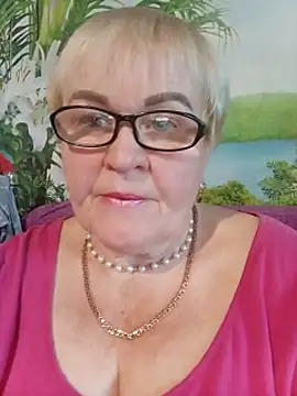 VioletSweet5566 online show from September 9, 3:33 pm