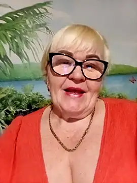 VioletSweet5566 online show from April 9, 8:36 pm