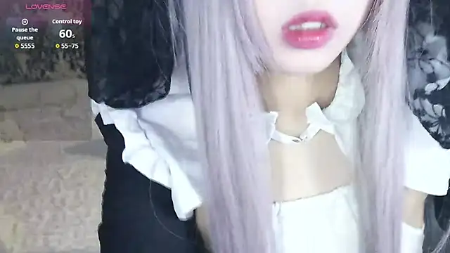 Snapshot of a5l2e0x chatting on November 15, 2:35 pm a5l2e0x online show from November 15, 2:35 pm