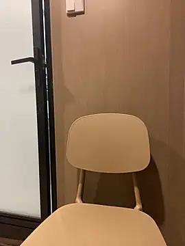 a5l2e0x online show from April 5, 1:19 pm