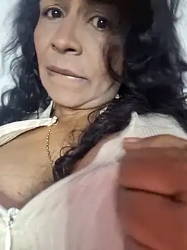 floresblancas online show from November 1, 10:39 am