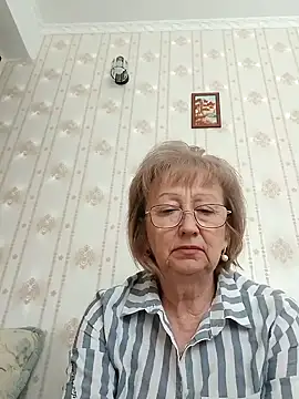 AlikaSwan5821 online show from October 28, 12:30 pm