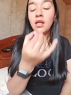 Williams Hera online show from April 2, 6:49 pm