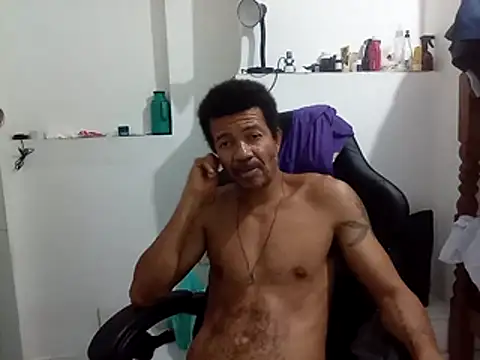 Snapshot of moreno25centimetro chatting on November 8, 2:34 am moreno25centimetro online show from November 8, 2:34 am