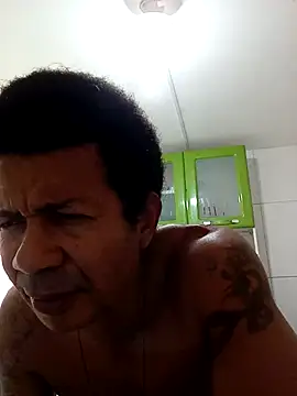 Snapshot of moreno25centimetro chatting on December 1, 2:22 pm moreno25centimetro online show from December 1, 2:22 pm