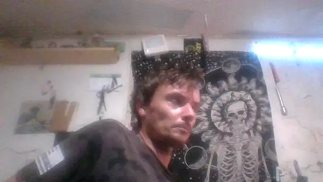 Snapshot of RichardW chatting on September 26, 12:42 pm RichardW online show from September 26, 12:42 pm