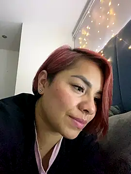 Snapshot of alejandra_prk26 chatting on December 18, 5:13 am alejandra prk26 online show from December 18, 5:13 am