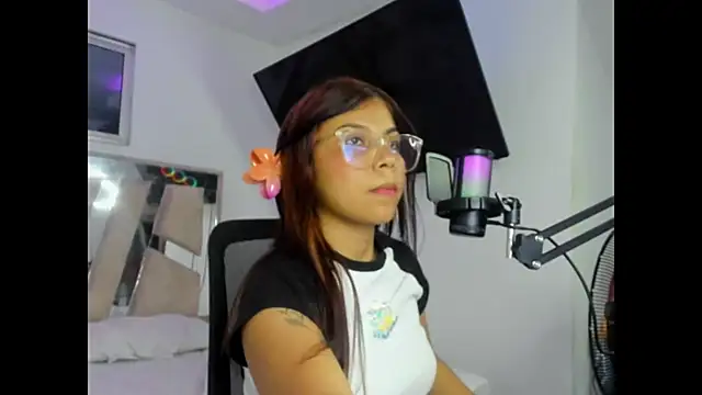 Goddes any online show from November 2, 1:52 am