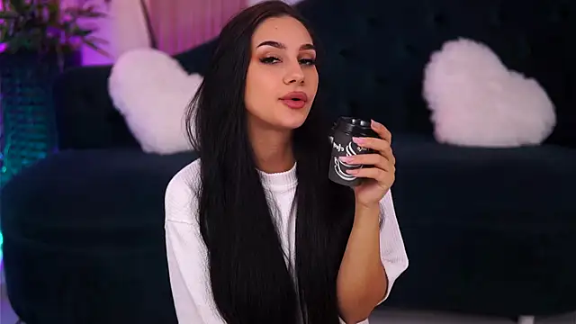 NinaSolenne online show from November 23, 7:35 pm