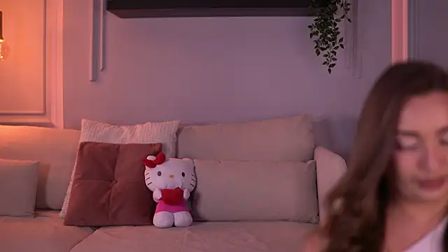 MillaSerene online show from March 11, 6:30 am