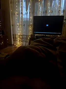 Snapshot of LuckyGirlfriends chatting on October 26, 2:01 pm LuckyGirlfriends online show from October 26, 2:01 pm