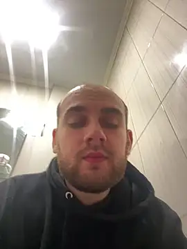 Snapshot of LuckyGirlfriends chatting on February 22, 6:28 pm LuckyGirlfriends online show from February 22, 6:28 pm