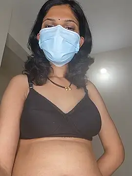 Shivani2002 online show from June 21, 5:15 pm