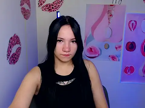 Snapshot of Em7MaA chatting on September 17, 5:53 am Em7MaA online show from September 17, 5:53 am