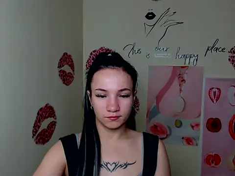 Snapshot of Em7MaA chatting on October 11, 5:55 pm Em7MaA online show from October 11, 5:55 pm