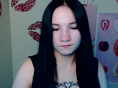 Snapshot of Em7MaA chatting on October 17, 6:32 pm Em7MaA online show from October 17, 6:32 pm