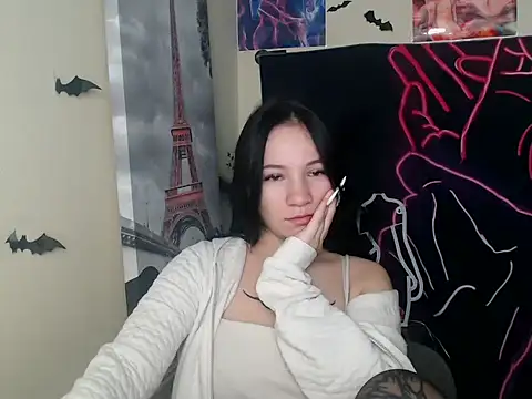 Snapshot of Em7MaA chatting on December 3, 7:05 am Em7MaA online show from December 3, 7:05 am