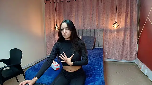Emily  parker   online show from October 19, 1:06 am