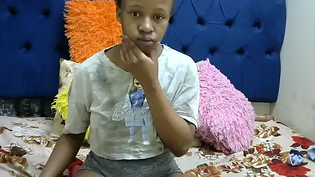 CURVYBABExxx online show from September 9, 5:23 pm