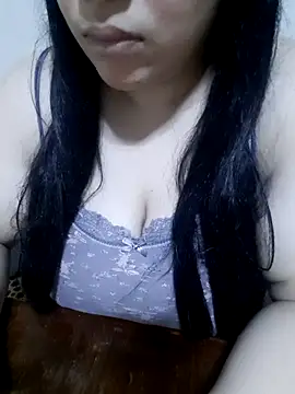 Madam-bezoul- online show from October 18, 7:25 pm