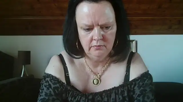 TiffanyMature online show from September 27, 8:41 am