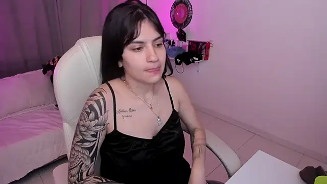 kurito  online show from October 8, 4:10 am