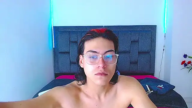 Snapshot of dirty_model chatting on September 22, 3:19 am dirty model online show from September 22, 3:19 am
