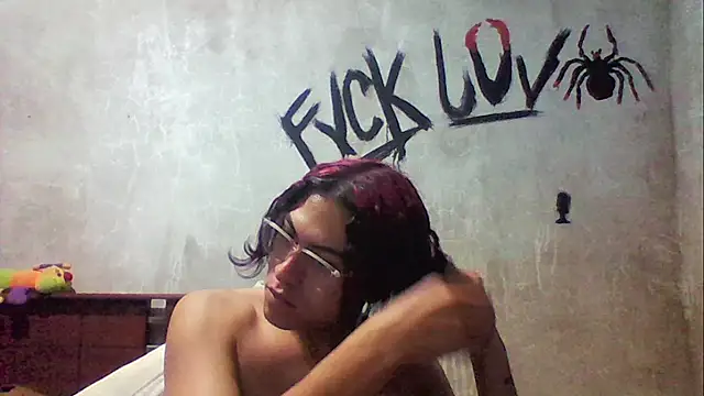 Snapshot of dirty_model chatting on November 30, 4:38 am dirty model online show from November 30, 4:38 am