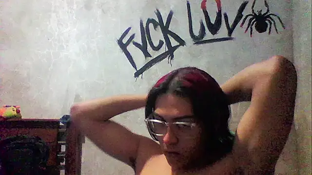 Snapshot of dirty_model chatting on December 2, 3:56 am dirty model online show from December 2, 3:56 am