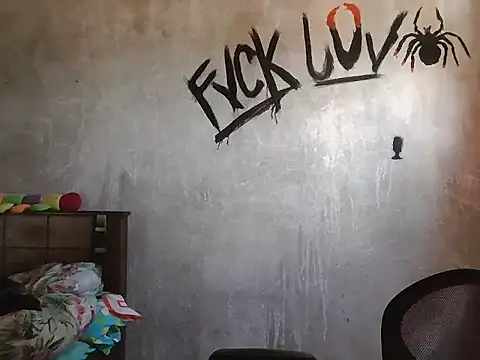 dirty model online show from March 14, 4:23 pm