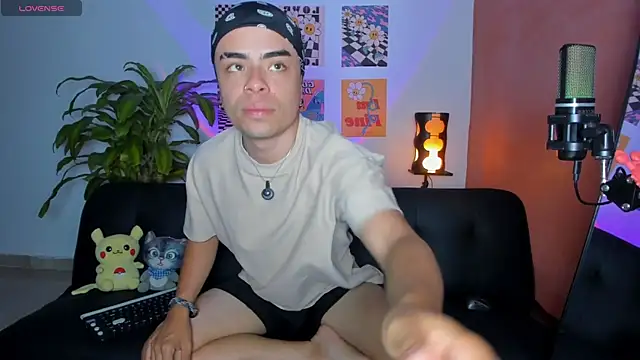 obzidyan online show from January 7, 6:54 pm