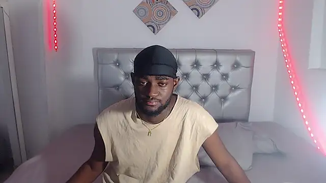 eebony stallion online show from December 2, 7:09 pm