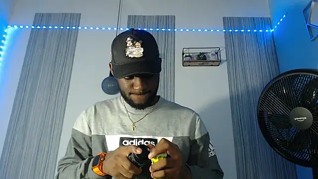 eebony stallion online show from February 13, 1:23 am