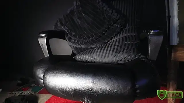 zaddytrey online show from April 18, 2:54 pm