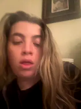 M1l3yD3w online show from October 27, 1:42 am