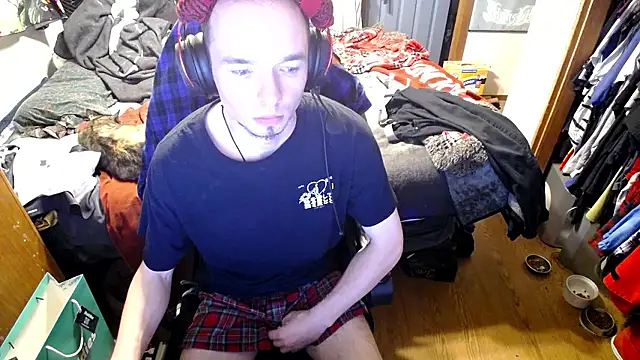 womenhateme69 online show from October 4, 5:16 am