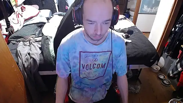 womenhateme69 online show from April 18, 5:06 pm