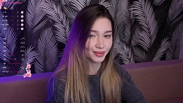 Snapshot of Yuki_Star chatting on October 12, 3:44 pm Yuki Star online show from October 12, 3:44 pm