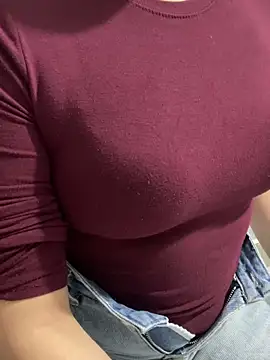 Snapshot of lanlan_girl2k chatting on November 25, 2:28 pm lanlan girl2k online show from November 25, 2:28 pm